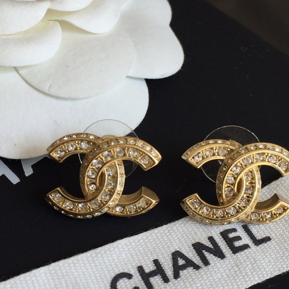 Vintage Authentic Chanel Earrings - Picture 3 of 5